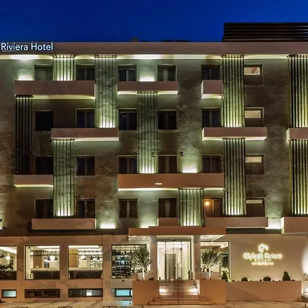 Riviera Hotel